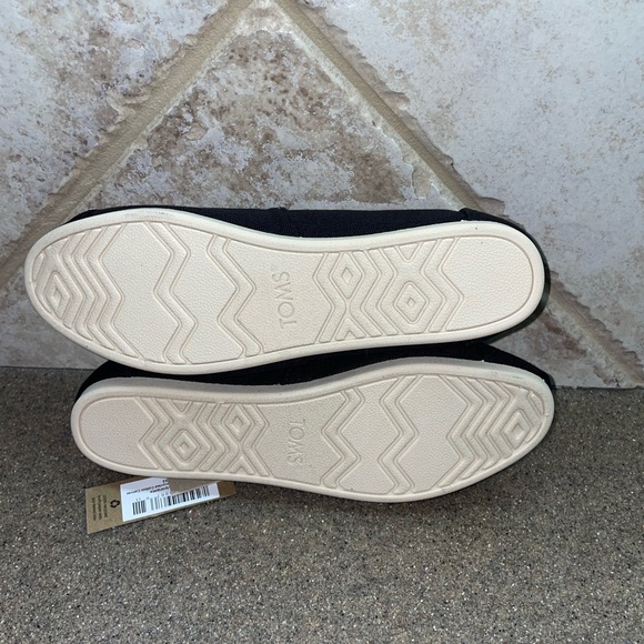 🆕 Tom’s Black Size 8 Classic Canvas Alpargatas - Picture 8 of 8